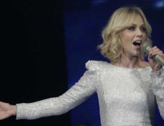 Jelena Rozga sve lepša i zgodnija (FOTO)