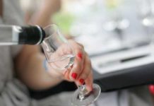 Jedna rakijica pre ručka ― da ili ne?