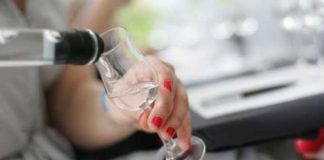 Jedna rakijica pre ručka ― da ili ne?