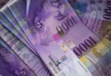 Dolar i jen tonu, švajcarski franak postaje novo utočište