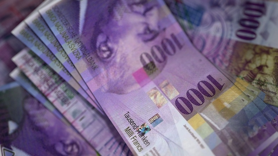 Ženeva uvodi minimalnu zaradu – 4.086 franaka