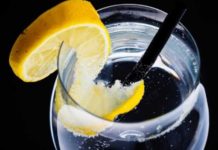 Prednosti i mane vode sa limunom