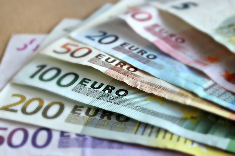 Nijedna zemlja koja želi u evrozonu ne ispunjava sve kriterijume
