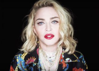 Da li je zbog 38 godina mlađeg dečka “poludela”, pa obukla ovo? (FOTO)