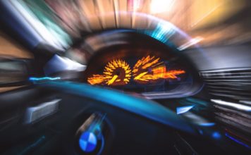 Dva prekršaja i kraj brze vožnje? Država želi da ograniči brzinu automobila