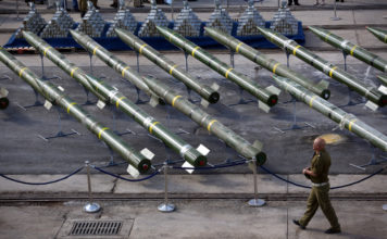 Kontraudar Teherana: Raketama na četrnaest američkih baza na Bliskom istoku (VIDEO)