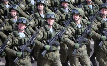 “Tramp posle Parade pobede u Moskvi izjavio da Rusija izgleda nepobedivo”