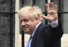 Boris Džonson poručio: “Ako im smetaju trupe u Ukrajini neka se gube”