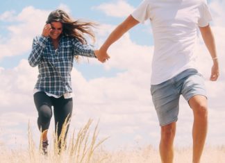 Zašto sve više žena bira mnogo mlađe muškarce