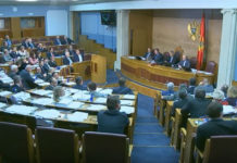 Napeto u Skupštini Crne Gore: Vanredna sednica prekinuta zbog tenzija i incidenata