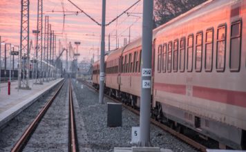 Zašto vozovi nemaju sigurnosne pojaseve?