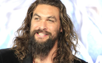 Džejson Momoa se oglasio sa Havaja: Evakuisan u poslednji čas zbog snažne oluje (VIDEO)