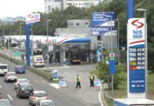 Da li će i poslovne banke obustaviti promet sa NIS-om