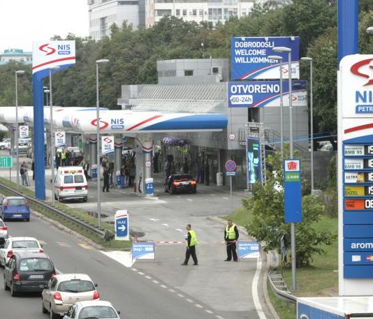 Da li je Tramp poništavanjem Bajdenovih odluka ukinuo i sankcije NIS-u