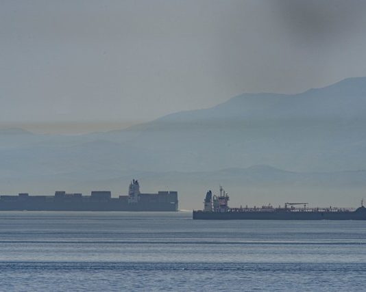 Tramp: SAD preuzele naftu sa zaplenjenih venecuelanskih tankera