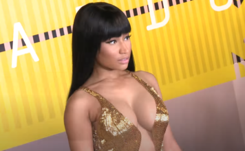 Niki Minaž zbog teškog blama morala da preduzme drastičan korak (FOTO, VIDEO)