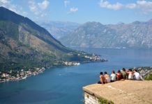 Stranci beže iz Crne Gore