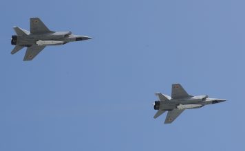 Ruski „migovi“ opremljeni „kindžalima“ patrolirali iznad Japanskog mora (VIDEO)