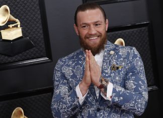 Nakon 17 godina veze i ljubavnih afera, Konor Mekgregor oženio partnerku (FOTO)