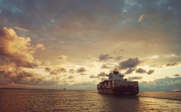 SAD napale brod koji je išao ka Iranu iz Kine