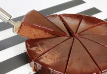 Napravljen kolač težak 720 kilograma (VIDEO)