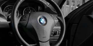 BMW želi da izjednači prodaju električnih i benzinskih automobila
