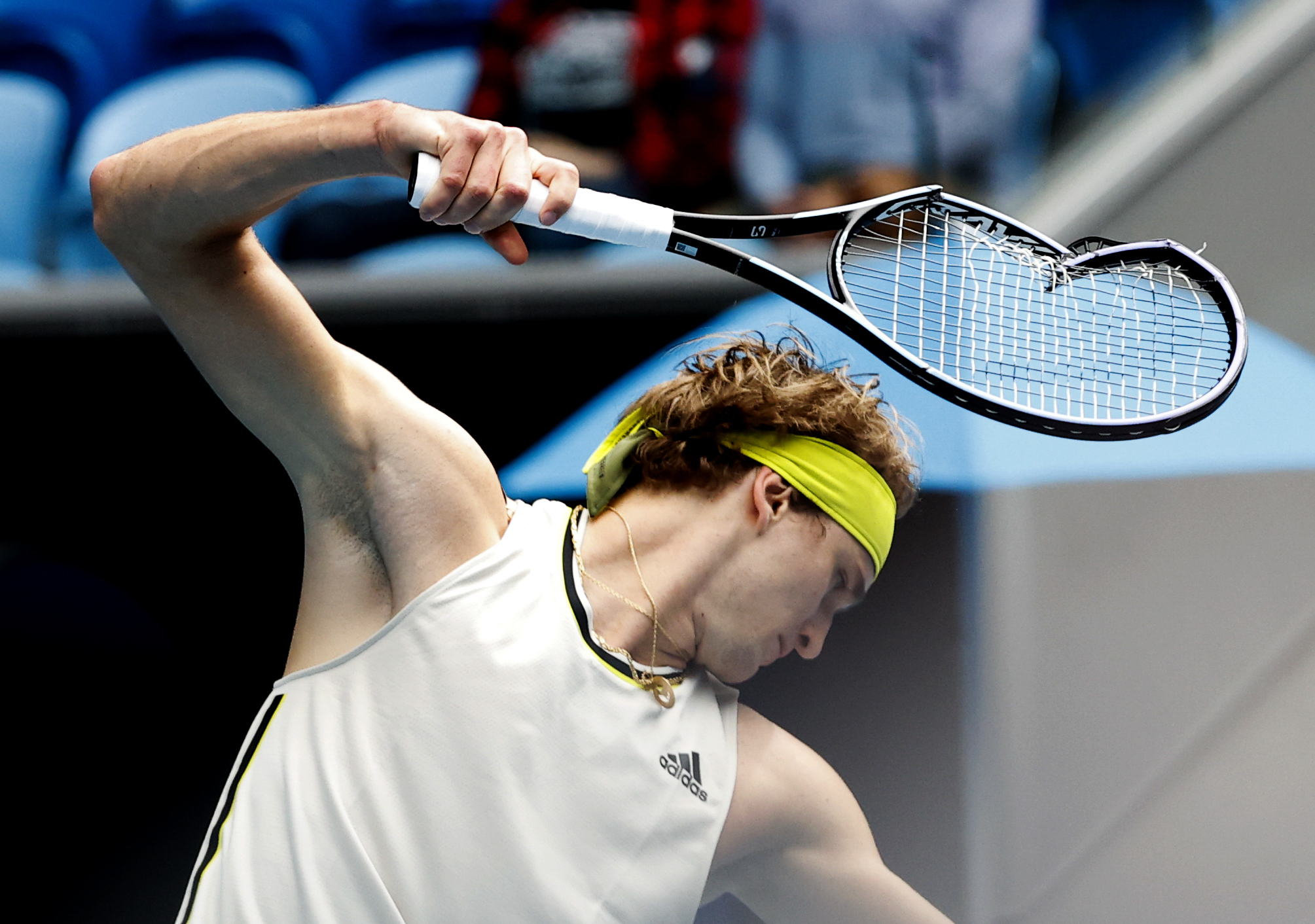Tenis adidas best sale besni