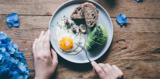 Jutarnja navika koja doprinosi povišenom holesterolu