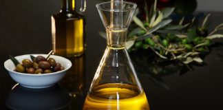 Maslinovo ulje ili čia semenke: Deluju li viralne namirnice za zdravlje creva?