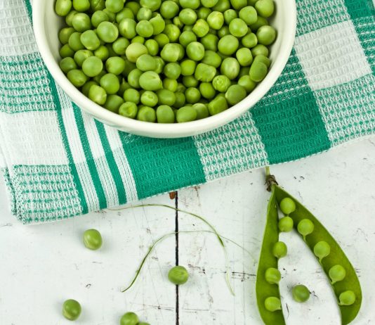 Spanać i mladi grašak sa lukom kao nutritivna bomba na vašem stolu