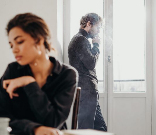 Četiri znaka koji otkrivaju da partner više nije zainteresovan