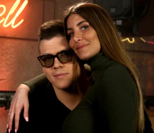 Za karte dali više od 10.000 evra: Pevač se sa porodicom vratio u Srbiju posle drame