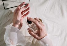 Kako da parfem traje ceo dan? Uz 1 trik ćete mirisati kao da ste upravo izašli iz parfimerije