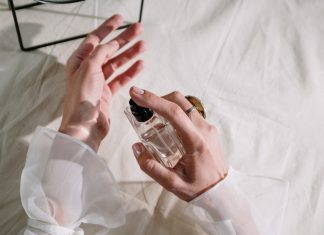 Kako da parfem traje ceo dan? Uz 1 trik ćete mirisati kao da ste upravo izašli iz parfimerije