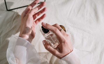 Kako da parfem traje ceo dan? Uz 1 trik ćete mirisati kao da ste upravo izašli iz parfimerije