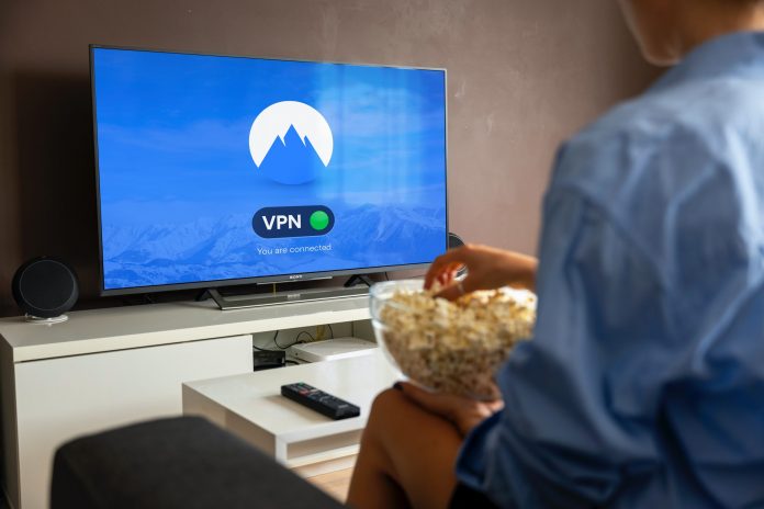 tv-kokice-unsplash-scaled