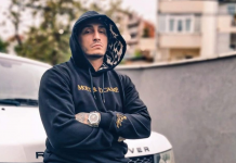 Vuk Mob raskinuo sa devojkom