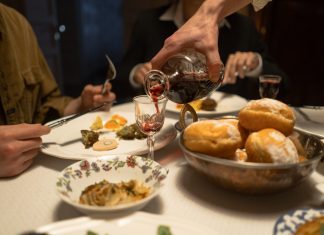 Stručnjaci otkrivaju koliko sati pre spavanja ne smemo da jedemo