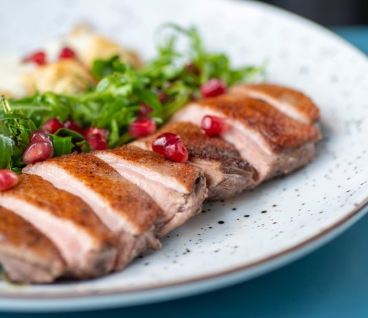 Provereni trik za pečenje mesa