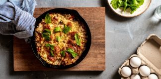 Napravite vegansku fritatu koja je kremasta, sočna i puna boja