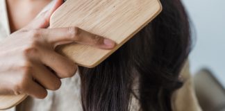 Žene zimi lude zbog naelektrisane kose: Ne brinite, postoji rešenje