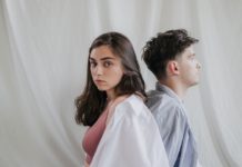 Pet znakova koji jasno ukazuju da je vaša veza došla do kraja