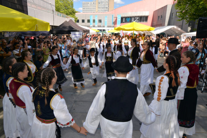 Dobili najjači aplauz: Folkloraši KUD-a Izvor