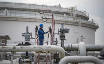 Mađarska predložila Ukrajini da obnovi isporuke nafte iz Rusije u roku od tri dana