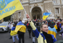 Potpredsednik SAD: Fantazija je da bi uz našu pomoć Ukrajina mogla da pobedi