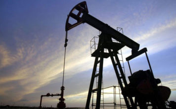 Ruski stručnjak: Amerika želi da preuzme kontrolu nad 40 odsto globalnih rezervi nafte