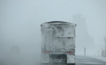 Snežna oluja na istoku Amerike: Skoro 90 mrtvih (VIDEO)