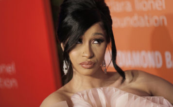 Kardi Bi potresena nakon porođaja zbog poteza bivšeg