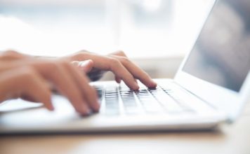 Google Gemini: Bez reklama zasad