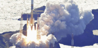 Japan uspešno lansirao “Mesečev snajper” (VIDEO)